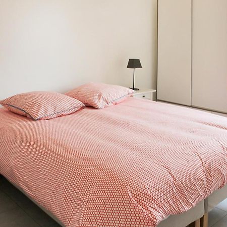 Beautiful Home In Erdeven With Kitchenette Екстериор снимка